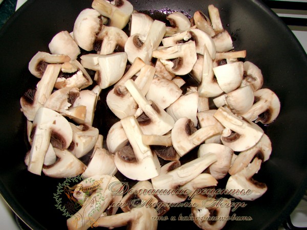 Капуста тушеная с грибами